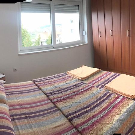 Apartman Azra Требине Екстериор снимка