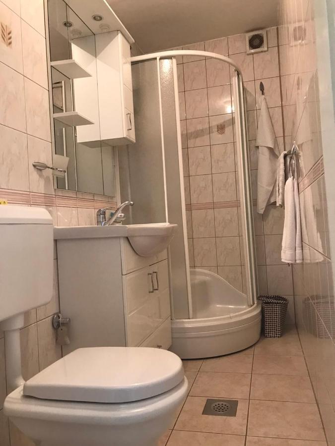 Apartman Azra Требине Екстериор снимка